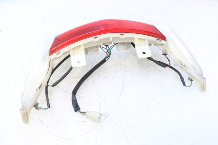 photo de LUZ TRASERA PEUGEOT CITYSTAR 2T 50 (2018 - 2021) - Primer plano técnico