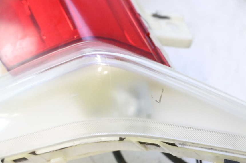 photo de LUZ TRASERA PEUGEOT CITYSTAR 2T 50 (2018 - 2021) - Recambio usado revisado