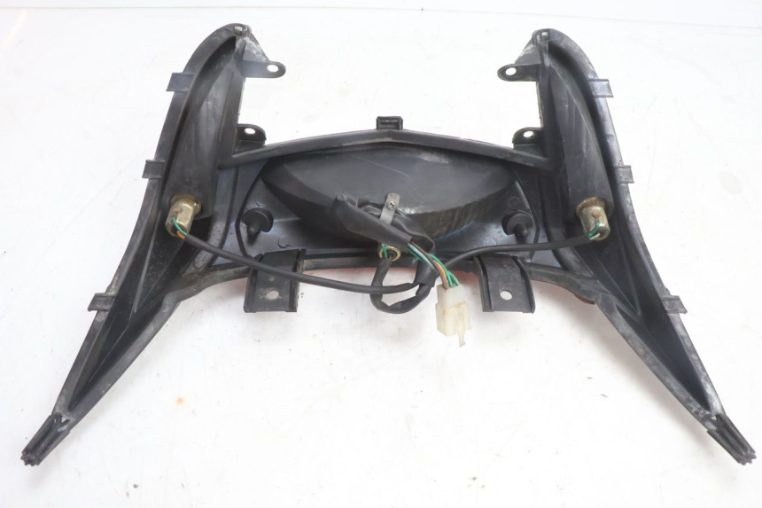 photo de LUZ TRASERA PEUGEOT CITYSTAR 125 (2011 - 2017) - Detalle de la pieza