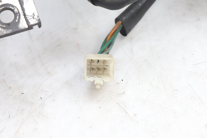 photo de LUZ TRASERA PEUGEOT CITYSTAR 125 (2011 - 2017) - Estado de la superficie y material