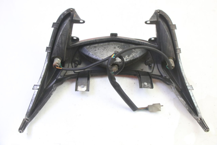 photo de LUZ TRASERA PEUGEOT CITYSTAR 50 (2013 - 2017) - Primer plano técnico