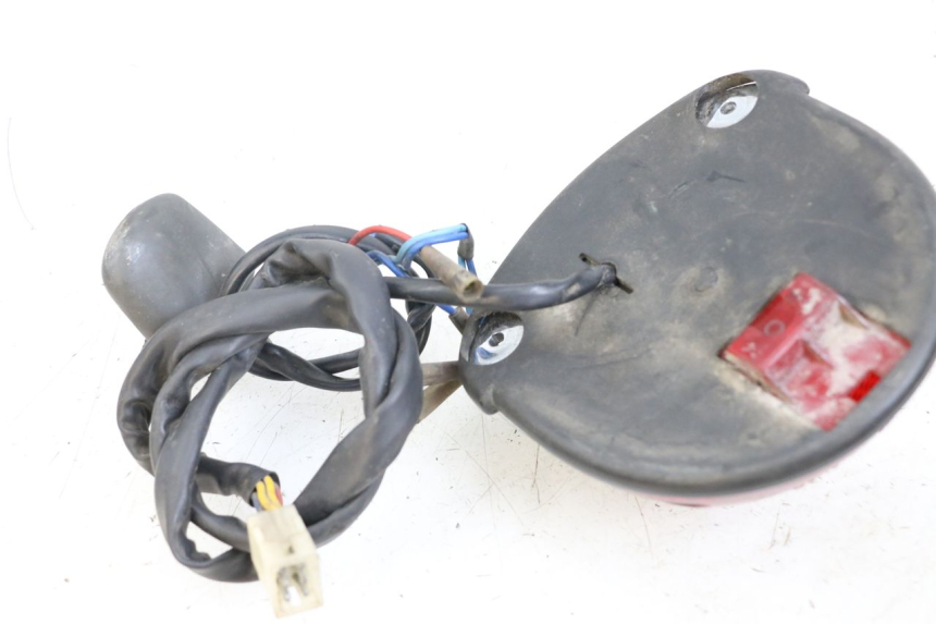 photo de LUZ TRASERA APRILIA CLASSIC 125 (1995 - 2001) - Zoom estado de uso