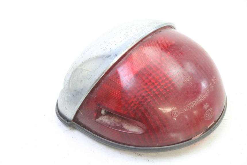 photo de LUZ TRASERA APRILIA CLASSIC 125 (1995 - 2001) - Detalle de la pieza