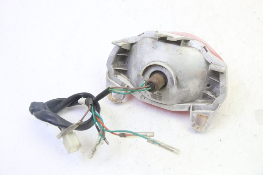 photo de FARO TRASERO SYM CROX 4T 50 (2016 - 2023) - Detalles de los puntos de fijación