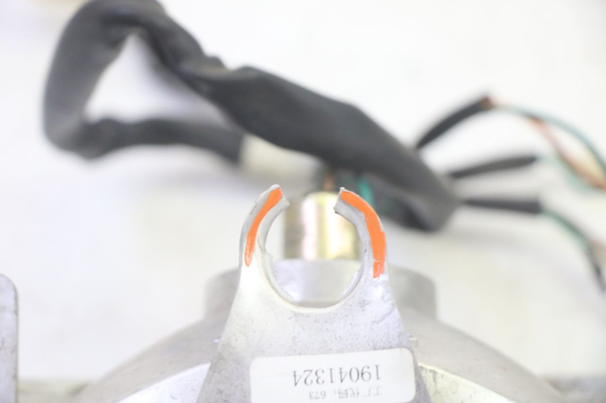 photo de FARO TRASERO SYM CROX 4T 50 (2016 - 2023) - Detalles de los puntos de fijación