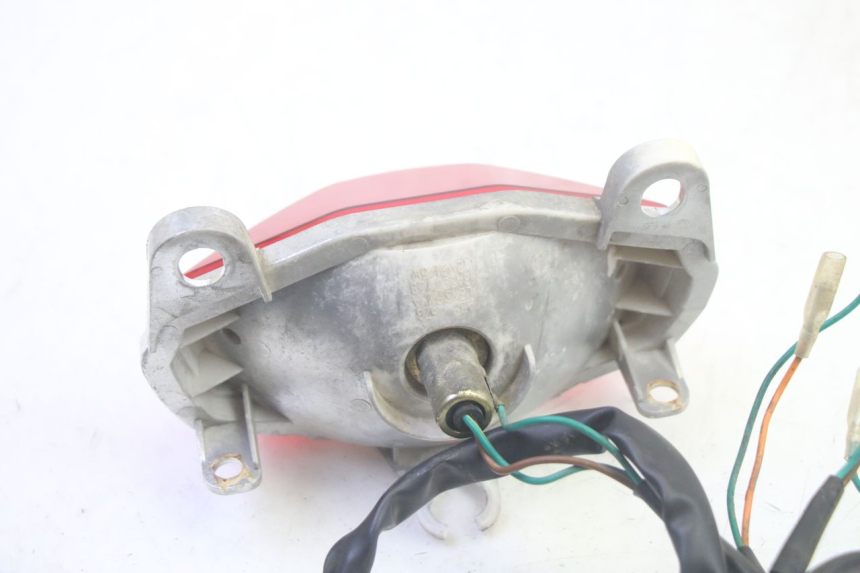 photo de FARO TRASERO SYM CROX 4T 50 (2016 - 2023) - Estado de la superficie y material