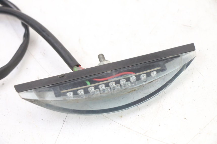 photo de LUZ TRASERA DERBI SENDA R X-TREME 50 (2006 - 2010) - Zoom estado de uso