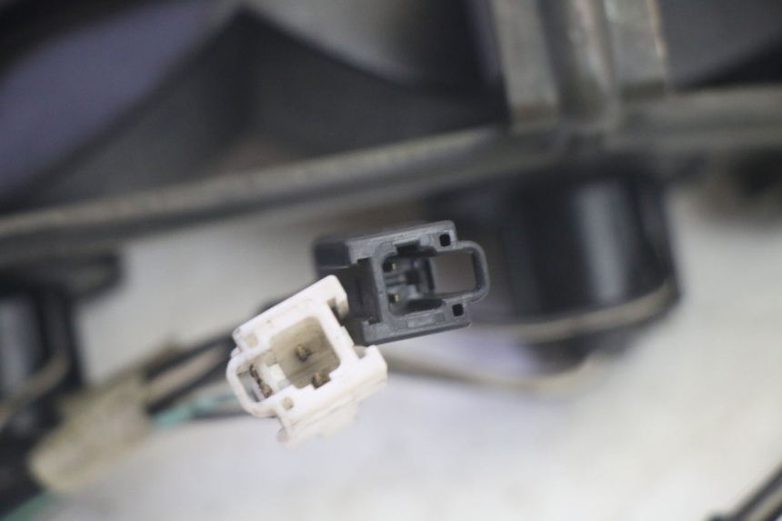 photo de LUZ TRASERA SUZUKI DL V STROM 1000 (2002 - 2007) - Vista general del producto