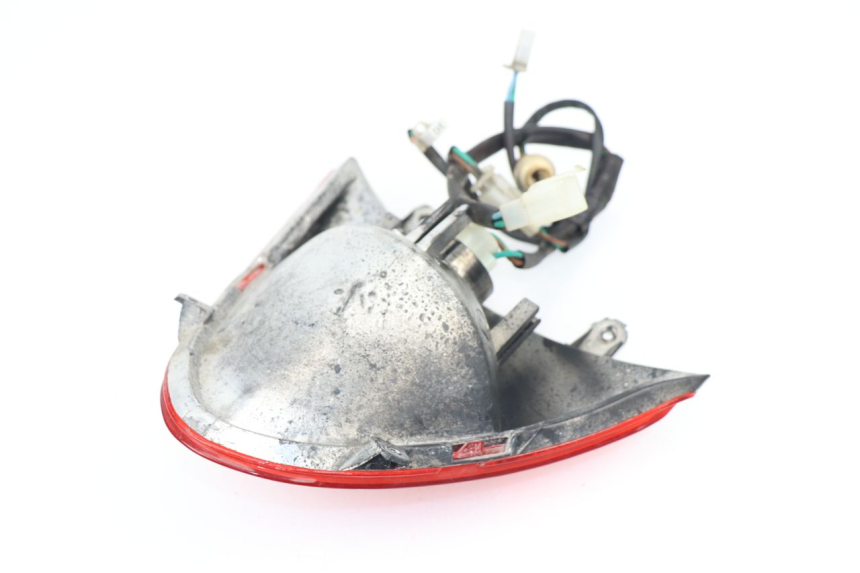 photo de LUZ TRASERA GOWINN DOLCE VITA 125 (2007 - 2013) - Primer plano técnico