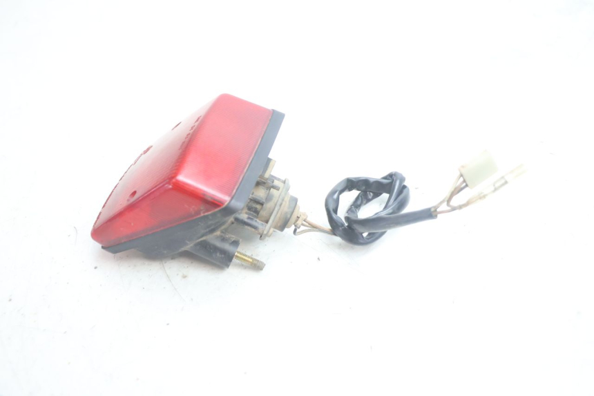 photo de LUZ TRASERA SUZUKI DR S 600 (1985 - 1989) - Otra perspectiva