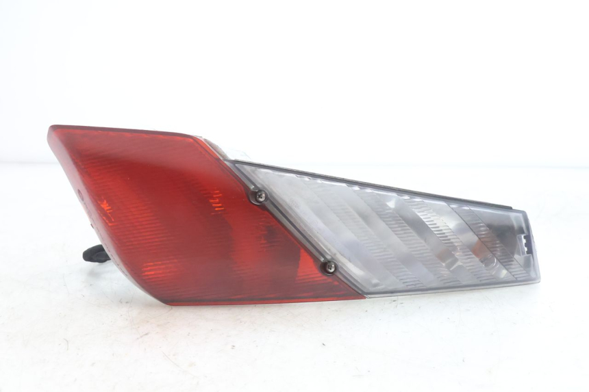 photo de LUZ TRASERA DERECHA APRILIA ATLANTIC S 125 (2010 - 2013) - Otra perspectiva