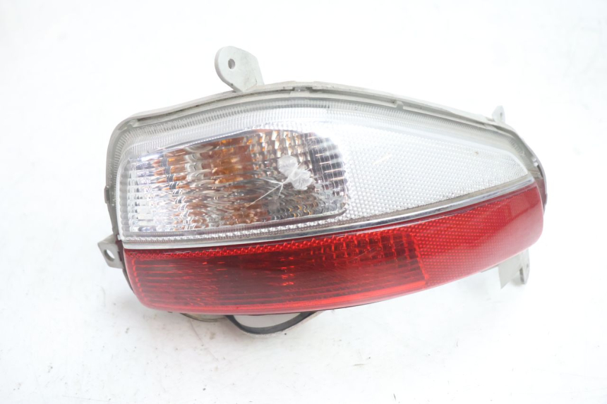 photo de LUZ TRASERA DERECHA SUZUKI BURGMAN EXECUTIVE ABS 650 (2006 - 2012) - Vista principal