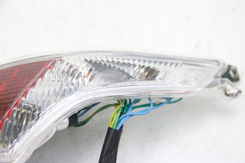 photo de FARO TRASERO DERECHO PEUGEOT E-VIVACITY 1 (2012 - 2018) - Otra perspectiva