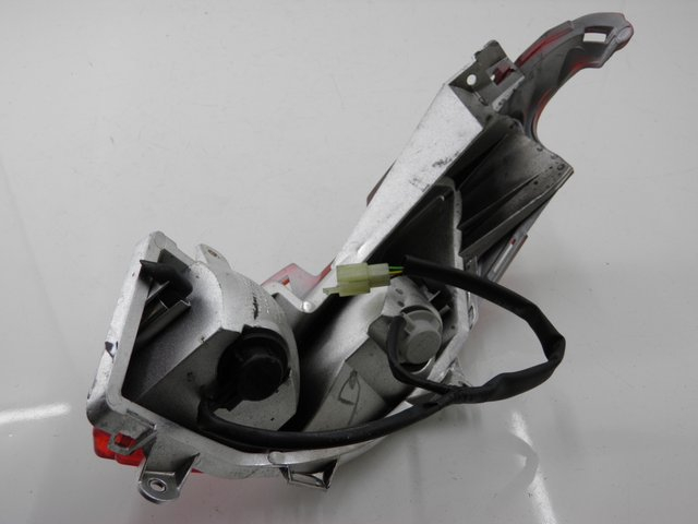 photo de LUZ TRASERA DERECHA HONDA FES S-WING SWING 125 (2007 - 2015) - Vista general del producto