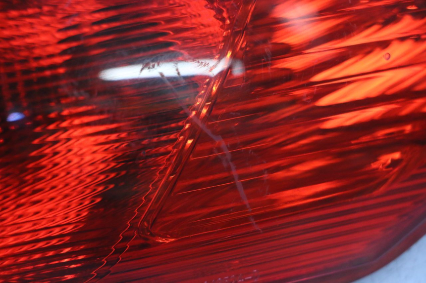 photo de LUZ TRASERA DERECHA PIAGGIO MP3 LT 300 (2010 - 2016) - Otra vista del artículo