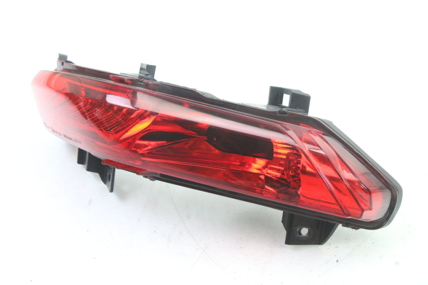 photo de LUZ TRASERA DERECHA PIAGGIO MP3 500 (2014 - 2017) - Detalle de la pieza