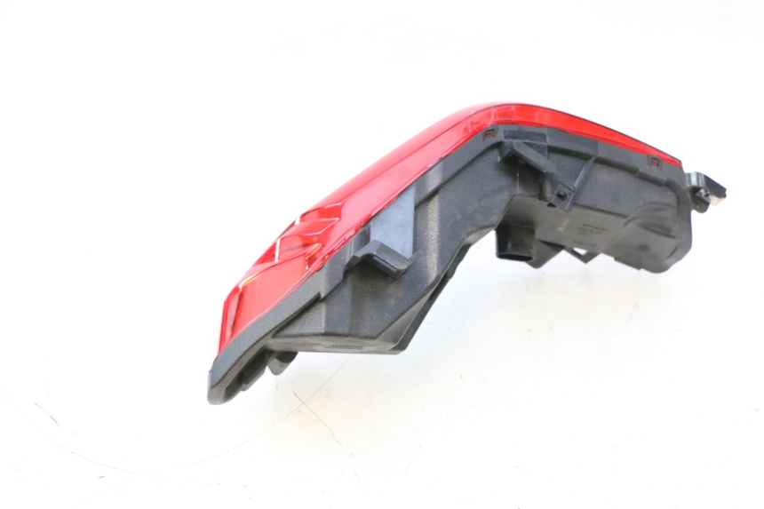 photo de LUZ TRASERA DERECHA PIAGGIO MP3 500 (2016 - 2018) - Vista general del producto