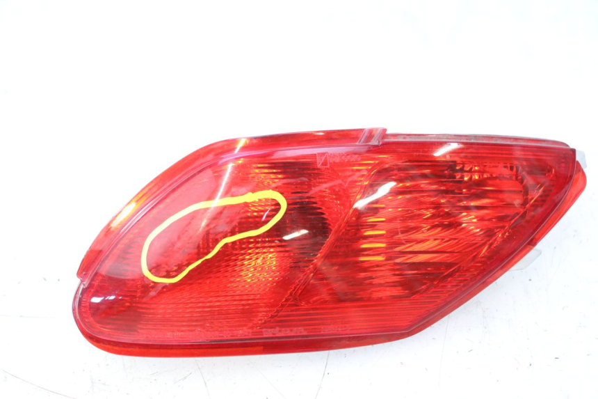 photo de LUZ TRASERA DERECHA PIAGGIO MP3 500 (2011 - 2015) - Vista principal