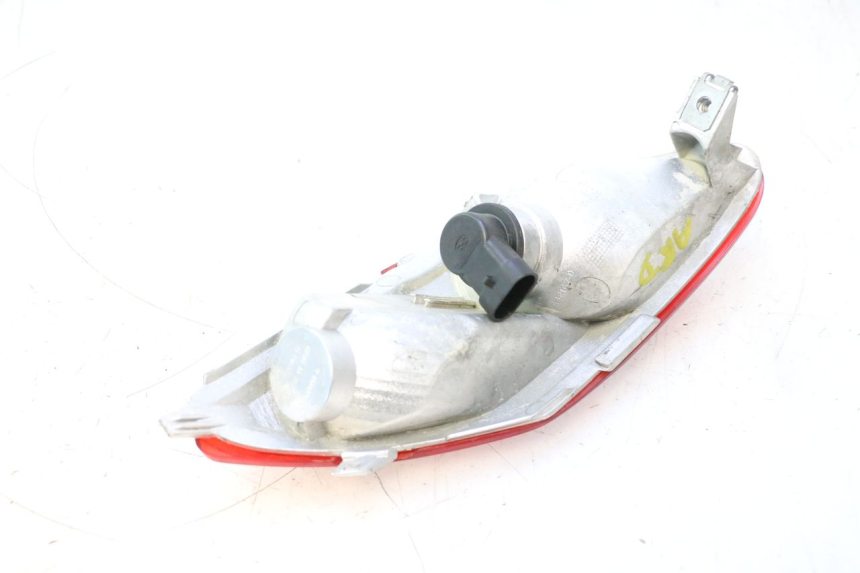 photo de LUZ TRASERA DERECHA PIAGGIO MP3 500 (2011 - 2015) - Vista general del producto