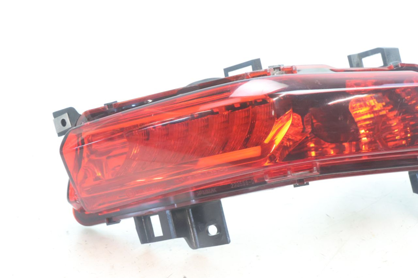 photo de LUZ TRASERA DERECHA PIAGGIO MP3 500 (2016 - 2018) - Detalle de la pieza