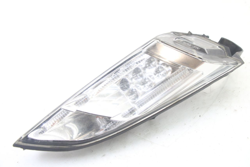 photo de LUZ TRASERA DERECHA PEUGEOT SATELIS 125 (2013 - 2018) - Detalle de la pieza