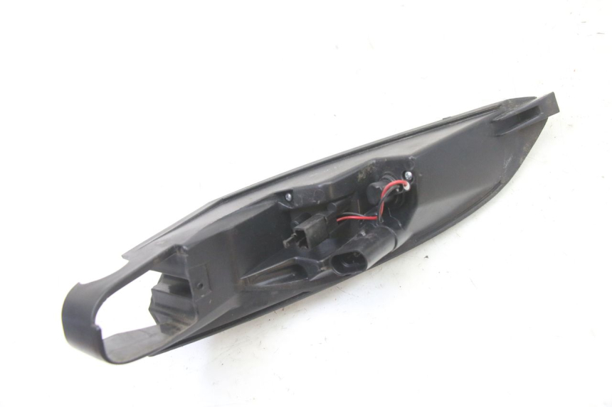 photo de LUZ TRASERA DERECHA PEUGEOT SATELIS 125 (2013 - 2018) - Vista general del producto