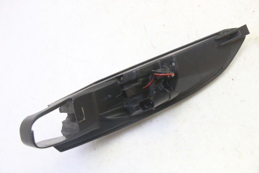 photo de LUZ TRASERA DERECHA PEUGEOT SATELIS 125 (2013 - 2018) - Vista general del producto