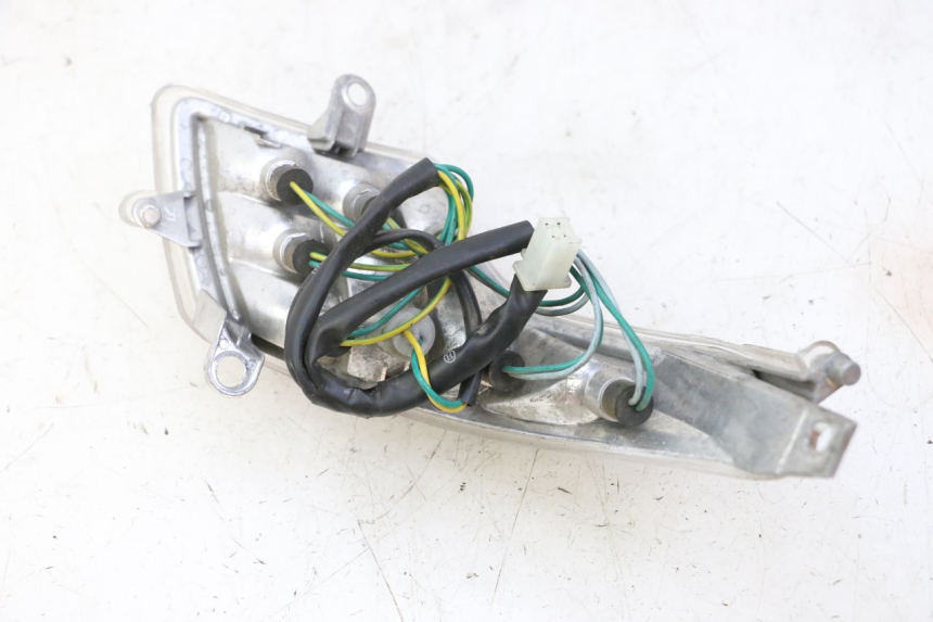 photo de LUZ TRASERA DERECHA PEUGEOT VIVACITY NEW 4T 50 (2008 - 2017) - Otra perspectiva