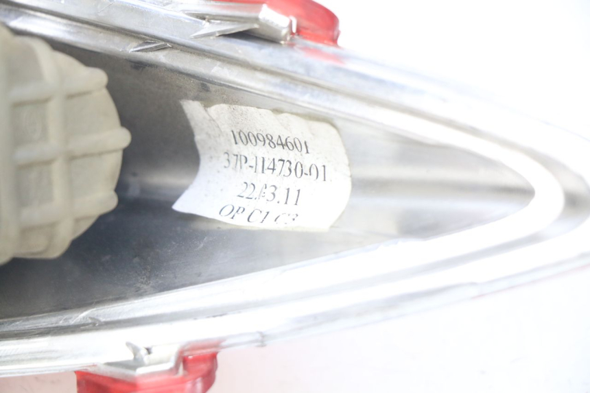 photo de FARO TRASERO DERECHO YAMAHA X-MAX XMAX 125 (2010 - 2013) - Otra perspectiva