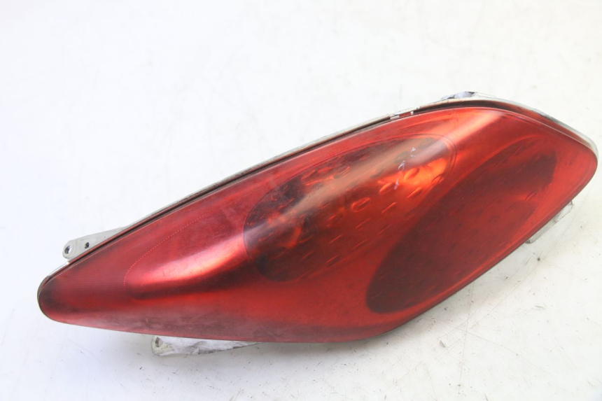 photo de FARO TRASERO DERECHO YAMAHA X-MAX XMAX 250 (2006 - 2009) - Vista general del producto