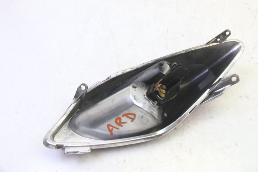 photo de FARO TRASERO DERECHO YAMAHA X-MAX XMAX 250 (2006 - 2009) - Recambio usado revisado