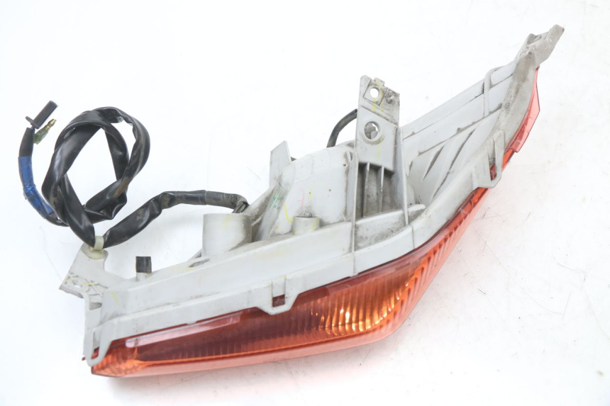 photo de FARO TRASERO DERECHO YAMAHA XMAX X-MAX ABS 125 (2017 - 2020) - Otra perspectiva