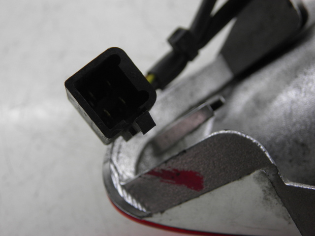 photo de LUZ TRASERA DERECHA YAMAHA X-CITY XCITY 125 (2007 - 2013) - Características distintivas