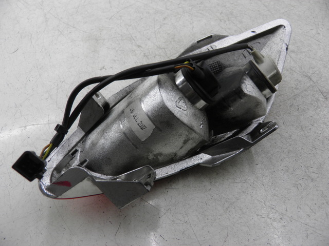 photo de LUZ TRASERA DERECHA YAMAHA X-CITY XCITY 125 (2007 - 2013) - Recambio usado revisado