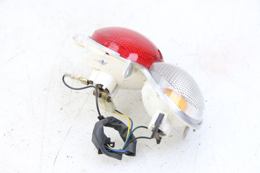 photo de LUZ TRASERA DERECHA YAMAHA YP MAJESTY 125 (2007 - 2010) - Vista general del producto