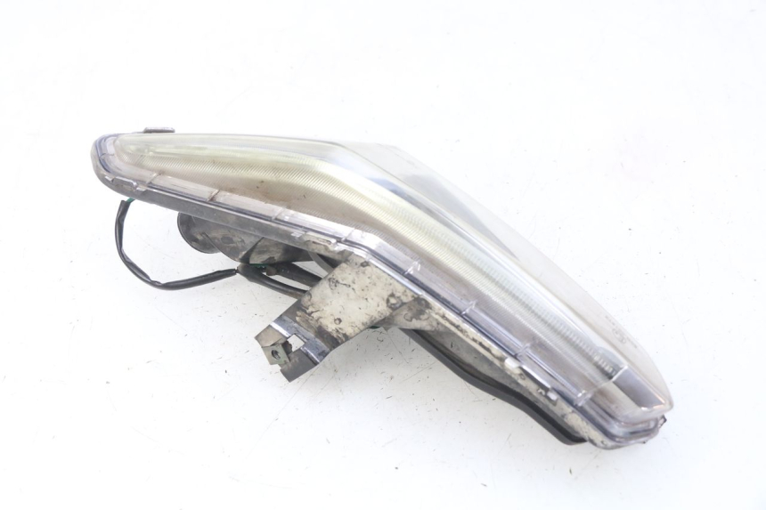 photo de FARO TRASERO DERECHO YAMASAKI YM T 125 (2015 - 2020) - Recambio usado revisado