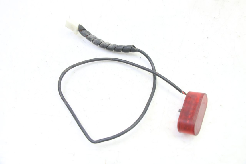 photo de LUZ TRASERA URBANGLIDE E-CROSS PRO 1 - Primer plano técnico