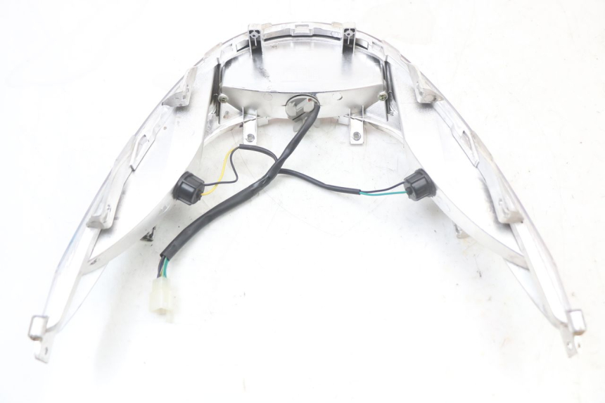 photo de LUZ TRASERA WAYSCRAL E-START 1 (2018 - 2022) - Estado de la superficie y material