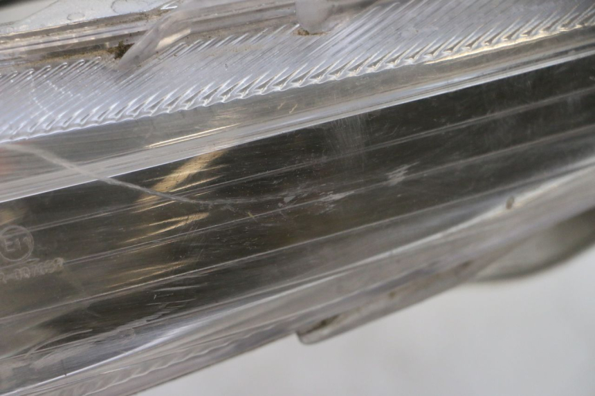 photo de LUZ TRASERA WAYSCRAL E-START 1 (2018 - 2022) - Estado de la superficie y material