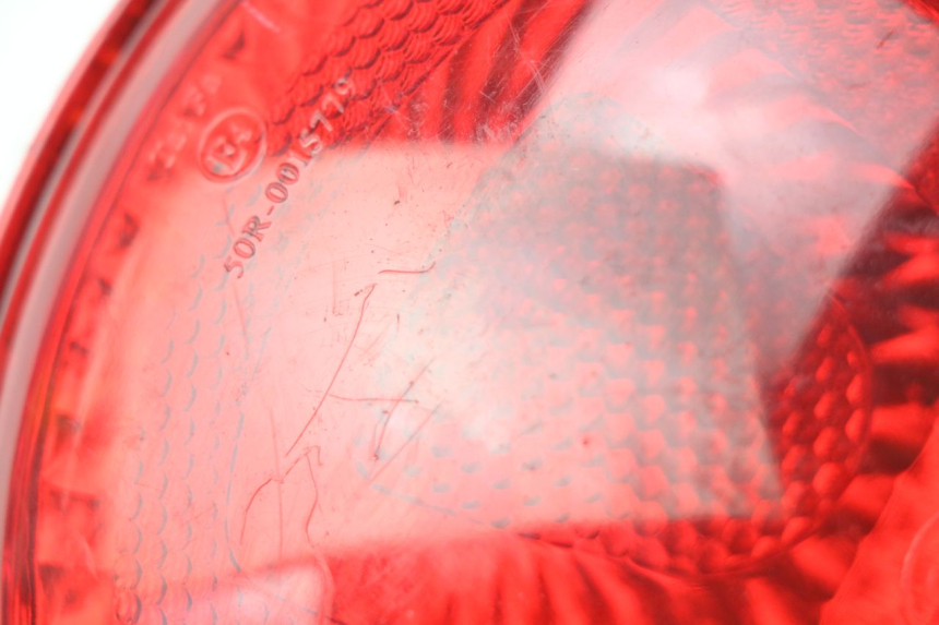 photo de LUZ TRASERA RIDE E1 1 (2014 - 2022) - Detalles de los puntos de fijación