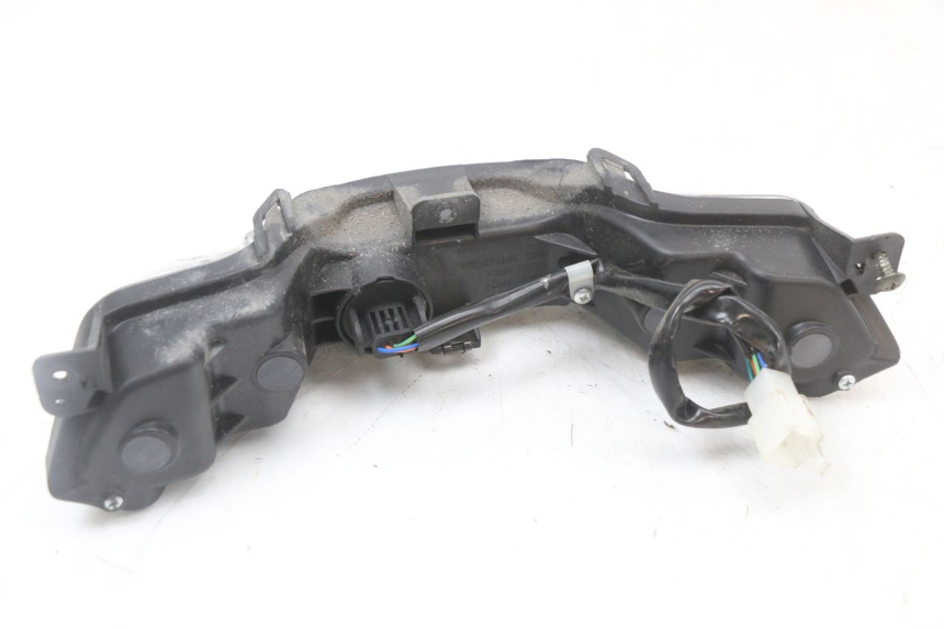 photo de LUZ TRASERA LONGJIA EASY MAX 125 (2020 - 2024) - Otra perspectiva