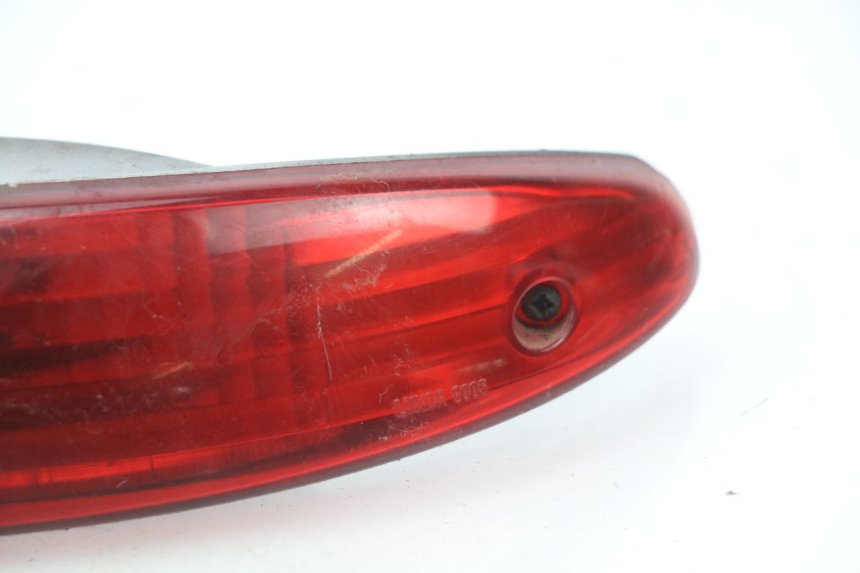 photo de LUZ TRASERA PEUGEOT ELYSEO 50 (1998 - 2001) - Estado de la superficie y material