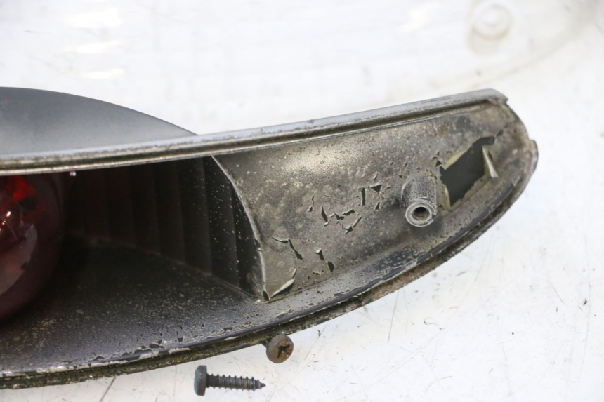 photo de LUZ TRASERA PEUGEOT ELYSTAR 50 (2002 - 2014) - Vista general del producto