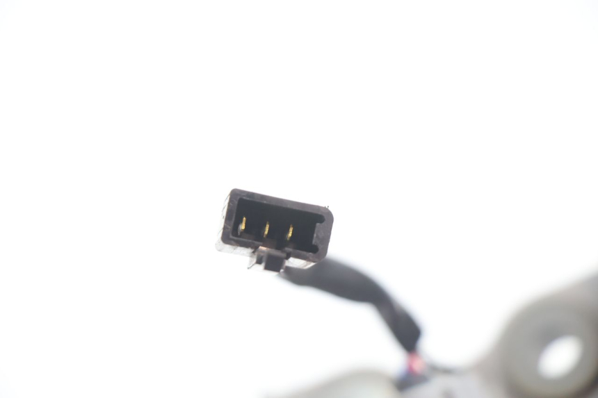 photo de LUZ TRASERA KAWASAKI ER-6 ER6 N 650 (2005 - 2009) - Estado de la superficie y material