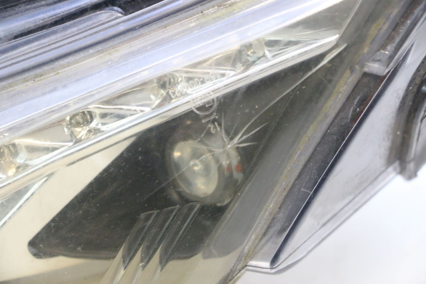 photo de LUZ TRASERA JM MOTORS EVOLIS 4T 50 (2018 - 2022) - Otra perspectiva