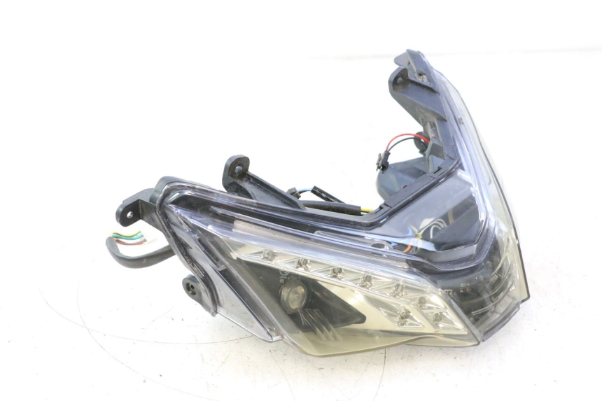 photo de LUZ TRASERA JM MOTORS EVOLIS 4T 50 (2018 - 2022) - Primer plano de alta resolución