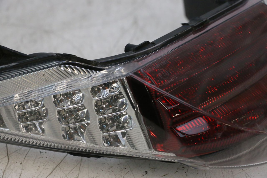 photo de LUZ TRASERA KEEWAY F-ACT FACT EVO 50 (2020 - 2026) - Vista general del producto