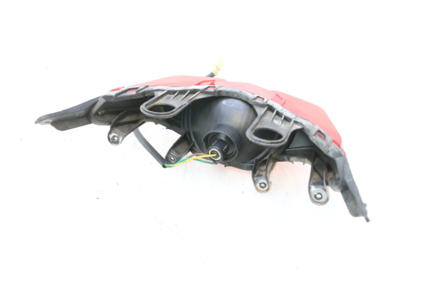 photo de LUZ TRASERA JM MOTORS F45i 4T 50 (2020 - 2023) - Primer plano técnico