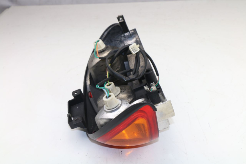 photo de LUZ TRASERA FALCONBIKE F-125 125 (2007 - 2012) - Otra perspectiva