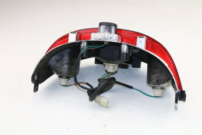 photo de LUZ TRASERA FALCONBIKE F-125 125 (2007 - 2012) - Detalles de los puntos de fijación